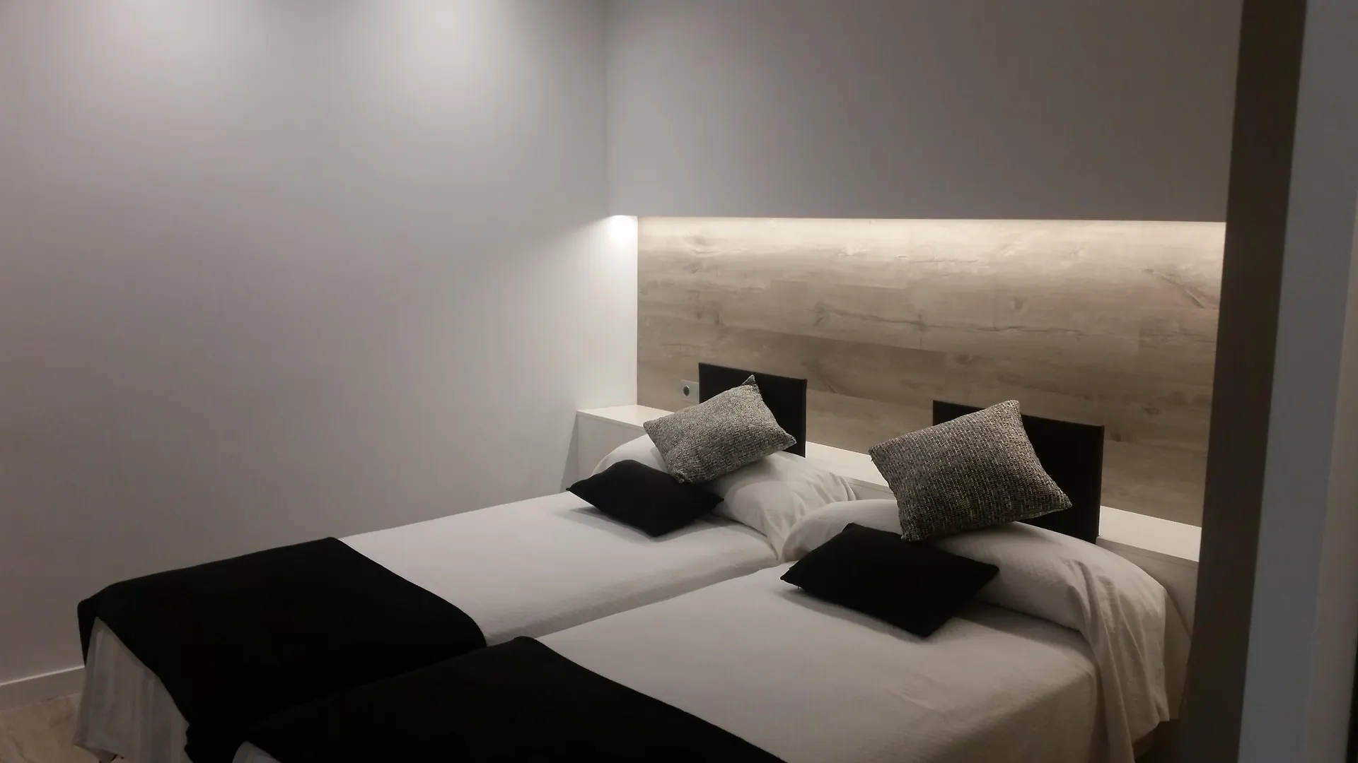 Hotel Travessera Barcelona España