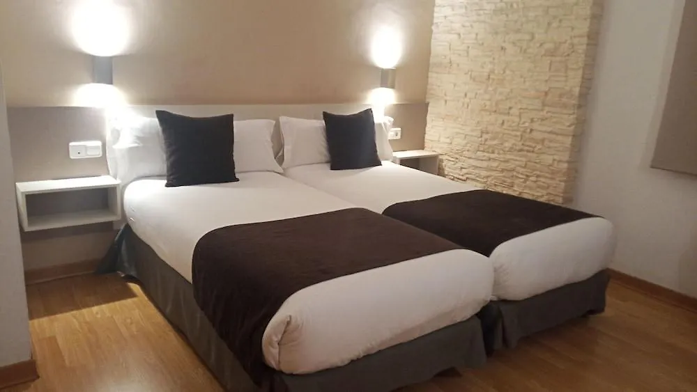 **  Hotel Travessera Barcelona España