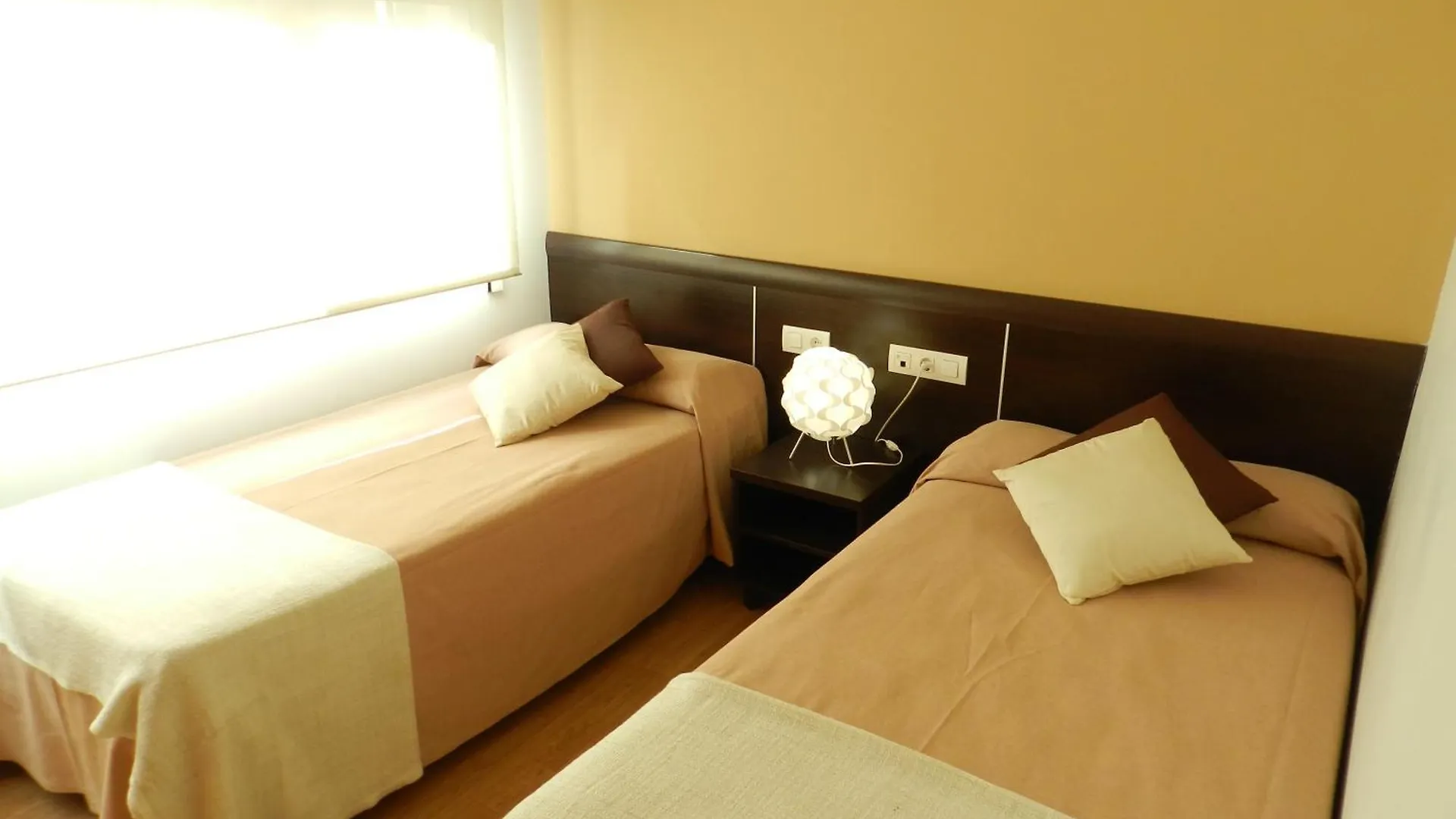 Hotel Travessera Barcelona