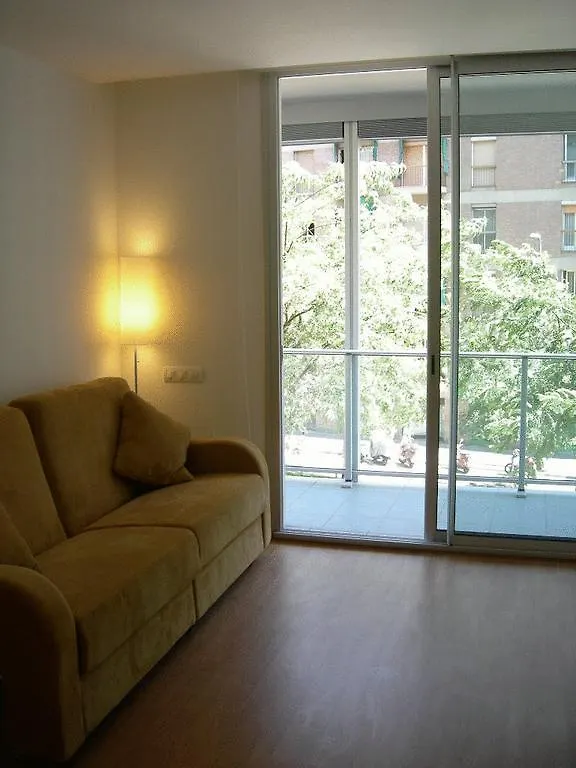 **  Hotel Travessera Barcelona España