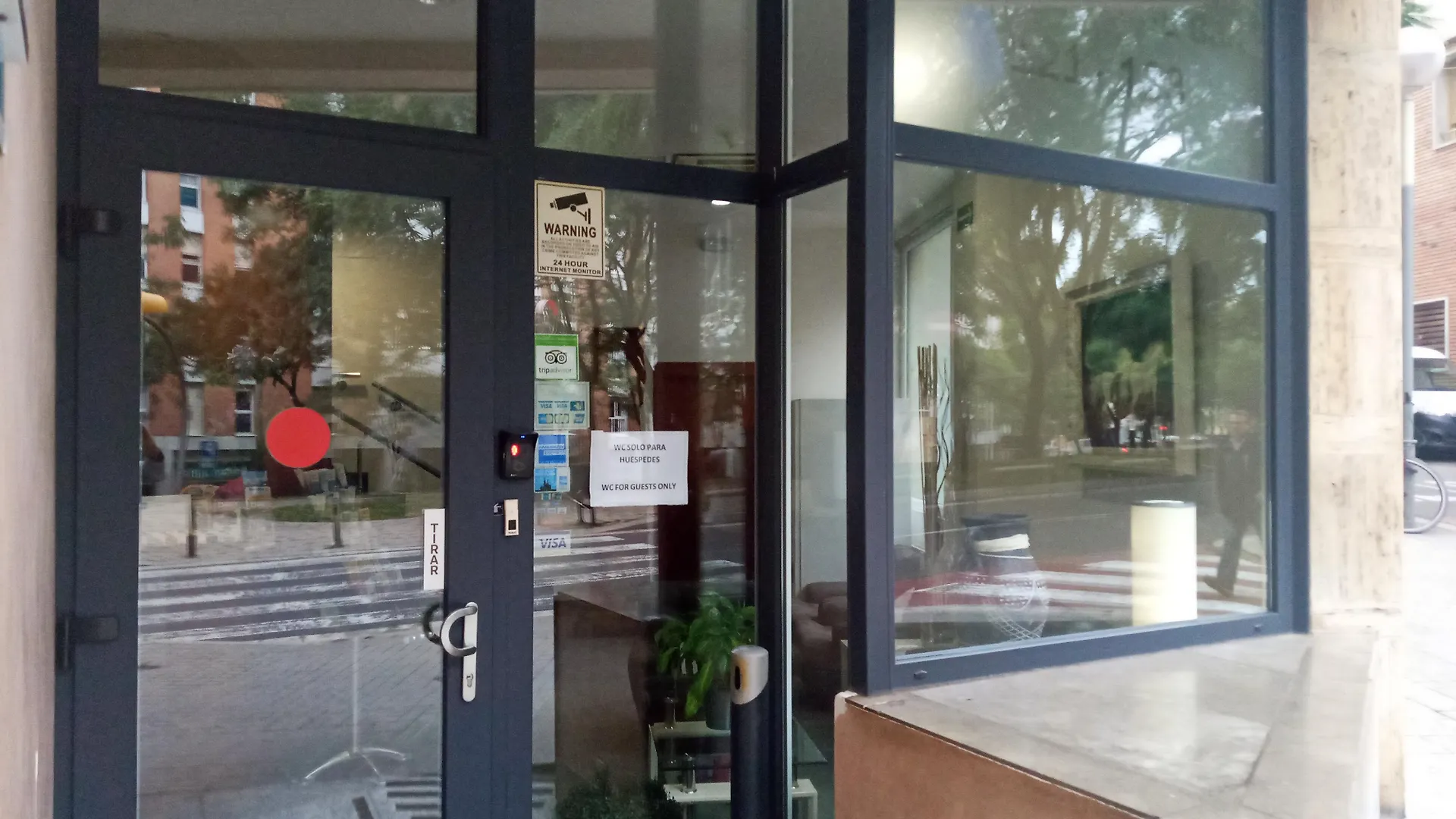 Hotel Travessera Barcelona