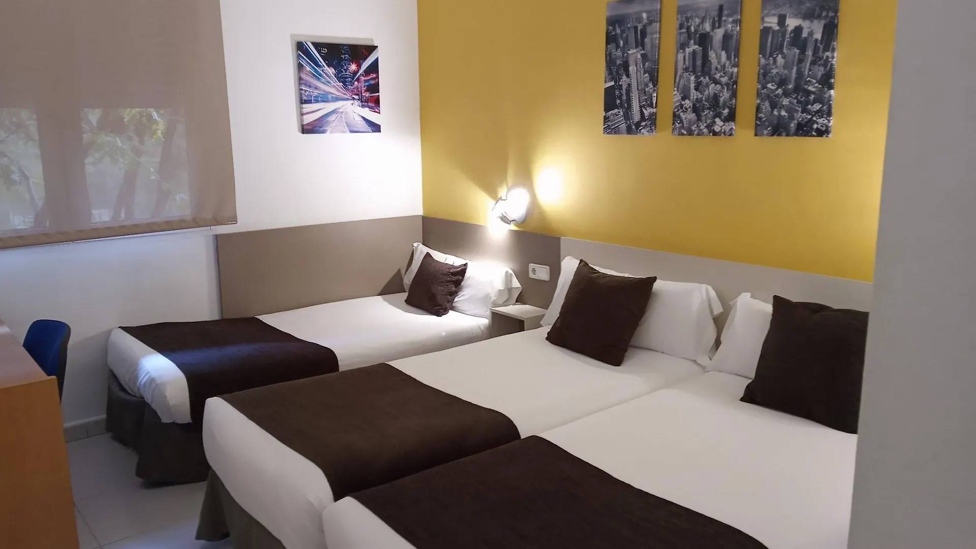 Hotel Travessera Barcelona