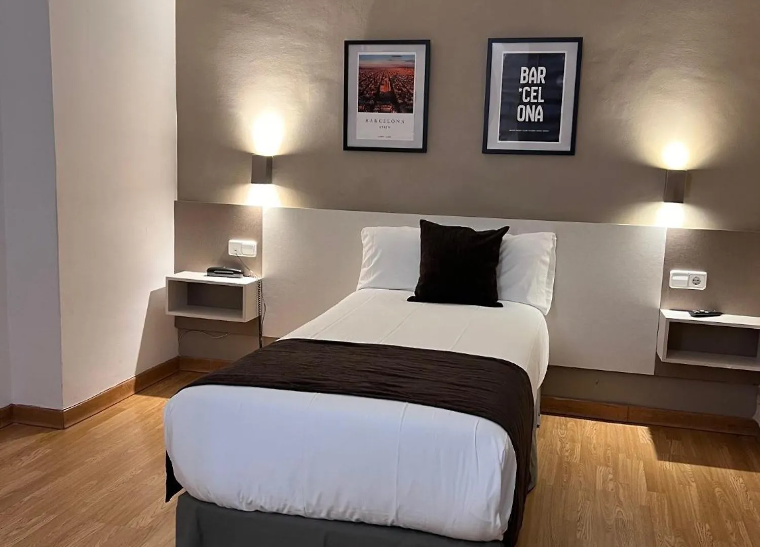 Hotel Travessera Barcelona 2*,  Espanha